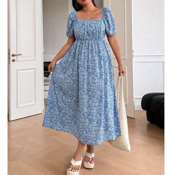 Bellanblue Dresses & Skirts - Plus Floral Print Square Neck Puff Sleeve Dress